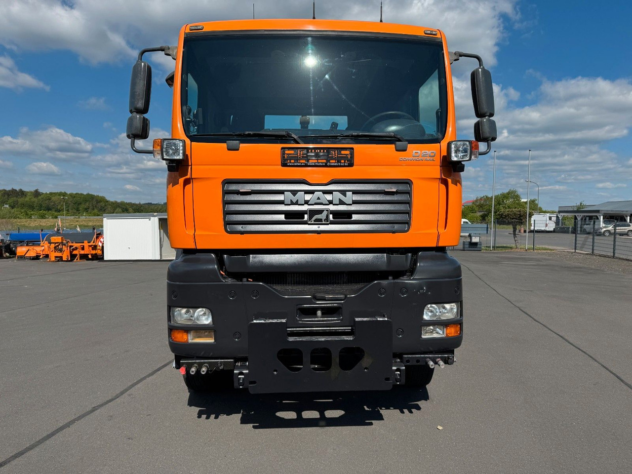 MAN TGA 18.350 4x4 Meiler Abroller RK 14.45 Winterd. - Kamion sa hidrauličnom kukom: slika 4 MAN TGA 18.350 4x4 Meiler Abroller RK 14.45 Winterd. - Kamion sa hidrauličnom kukom: slika 4