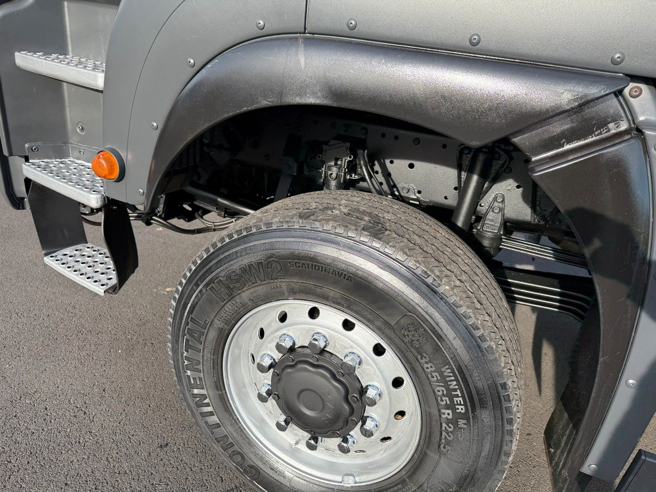 MAN TGA 18.360 4x4 Winterdienst Meiller Abroller - Kamion sa hidrauličnom kukom: slika 3 MAN TGA 18.360 4x4 Winterdienst Meiller Abroller - Kamion sa hidrauličnom kukom: slika 3