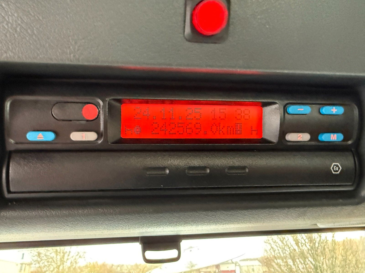 MAN TGS 18.360 4x4 Winterdienst Meiller Fahrgestell - Kamion sa golom šasijom i zatvorenom kabinom: slika 5 MAN TGS 18.360 4x4 Winterdienst Meiller Fahrgestell - Kamion sa golom šasijom i zatvorenom kabinom: slika 5