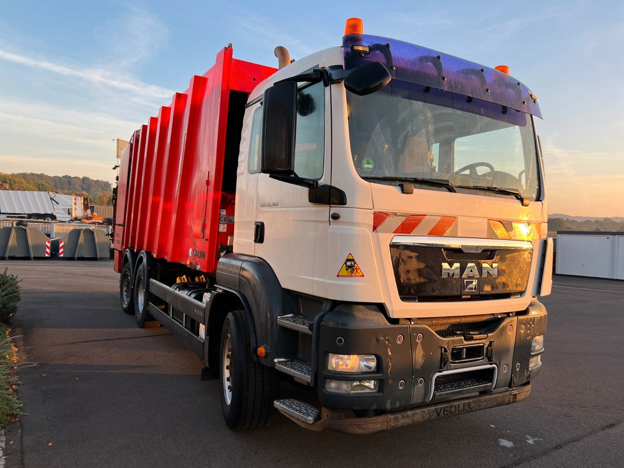 MAN TGS 26.360 6x2 Faun Power Press 524 + Schütte MAN TGS 26.360 6x2 Faun Power Press 524 + Schütte MAN TGS 26.360 6x2 Faun Power Press 524 + Schütte MAN TGS 26.360 6x2 Faun Power Press 524 + Schütte: slika 10
