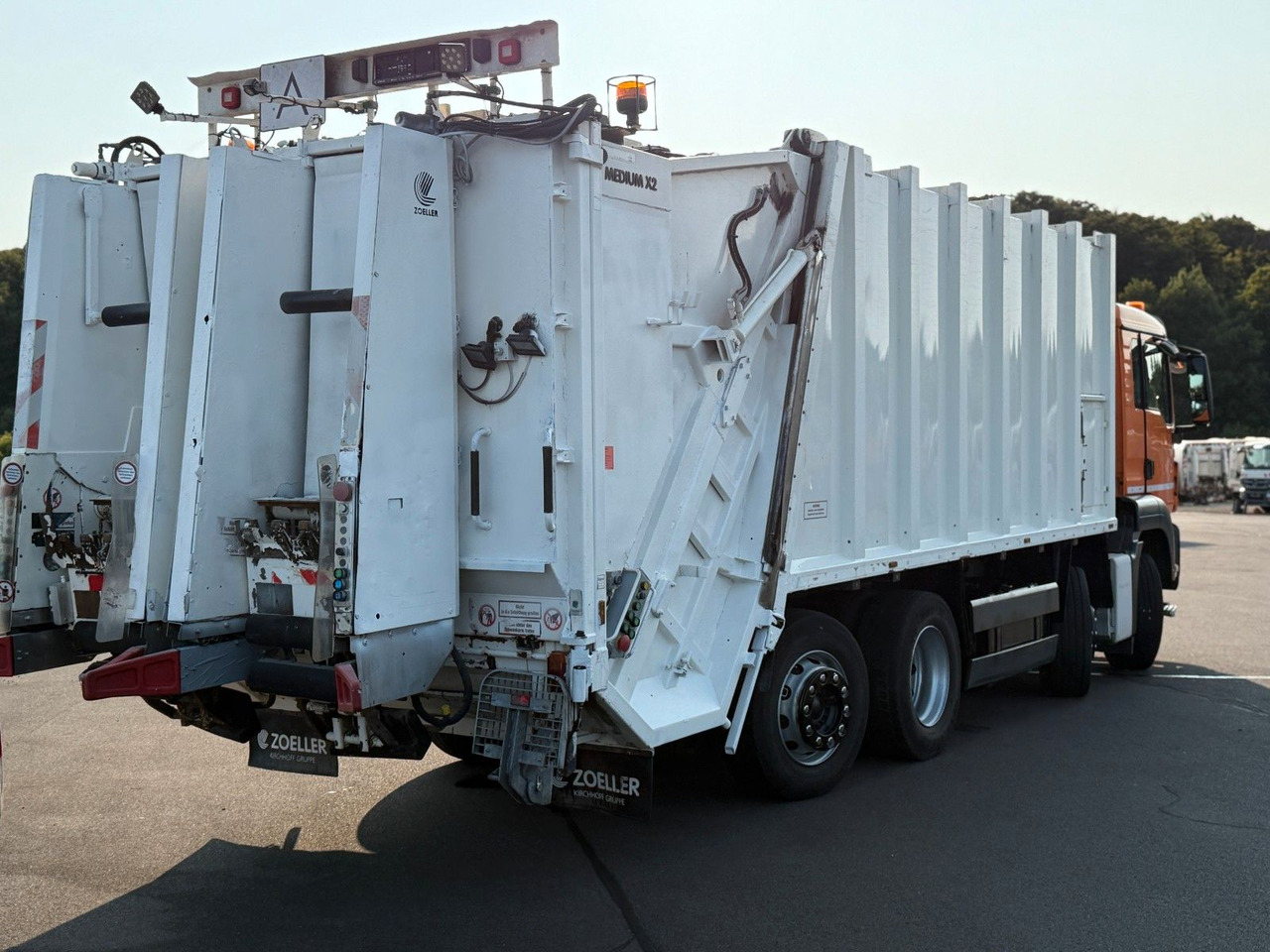 MAN TGS 32.360 8x2 Zoeller Mekam, duo Schütte - Kamion za smeće: slika 4 MAN TGS 32.360 8x2 Zoeller Mekam, duo Schütte - Kamion za smeće: slika 4