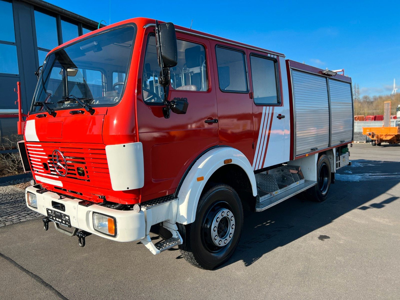 Mercedes-Benz 1019 4x4 Tanklöschfahrzeug Metz TLF 16 Mercedes-Benz 1019 4x4 Tanklöschfahrzeug Metz TLF 16 - Kamion cisterna: slika 1 Mercedes-Benz 1019 4x4 Tanklöschfahrzeug Metz TLF 16 Mercedes-Benz 1019 4x4 Tanklöschfahrzeug Metz TLF 16 - Kamion cisterna: slika 1