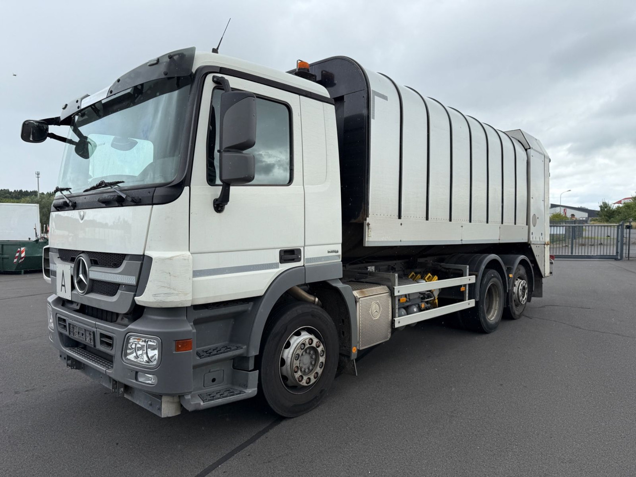 Mercedes-Benz Actros MP3 2532 6x2 Faun Rotorpress 521 - Kamion za smeće: slika 1 Mercedes-Benz Actros MP3 2532 6x2 Faun Rotorpress 521 - Kamion za smeće: slika 1