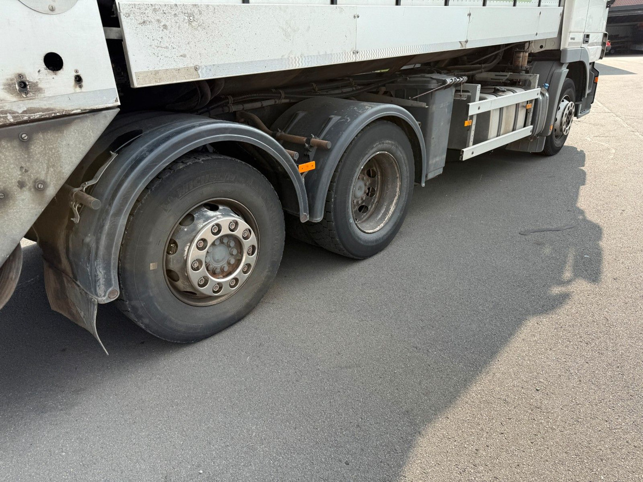 Mercedes-Benz Actros MP3 2532 6x2 Faun Rotorpress 521 - Kamion za smeće: slika 4 Mercedes-Benz Actros MP3 2532 6x2 Faun Rotorpress 521 - Kamion za smeće: slika 4