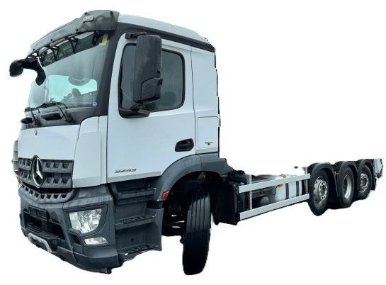 Mercedes-Benz Arocs 3243 8x2 Mercedes-Benz Arocs 3243 8x2 - Kamion sa golom šasijom i zatvorenom kabinom: slika 1 Mercedes-Benz Arocs 3243 8x2 Mercedes-Benz Arocs 3243 8x2 - Kamion sa golom šasijom i zatvorenom kabinom: slika 1