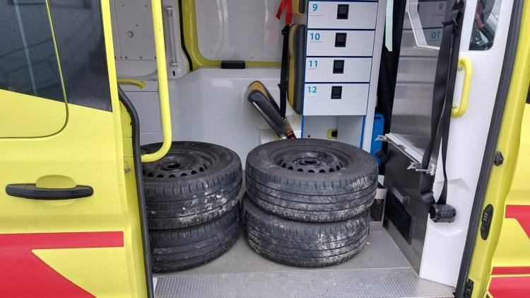 Vozilo hitne pomoći FORD TRANSIT 2,0TDI AMBULANCE KLIMA 1.2018 EURO 6, 3 UNITS: slika 11