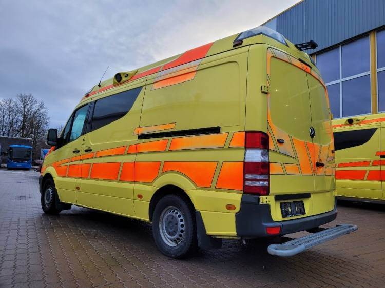 MERCEDES – BENZ SPRINTER 2.2D AMBULANCE (PROFILE) KLIMA 11.2014 EURO 5  - Vozilo hitne pomoći: slika 3 MERCEDES – BENZ SPRINTER 2.2D AMBULANCE (PROFILE) KLIMA 11.2014 EURO 5  - Vozilo hitne pomoći: slika 3