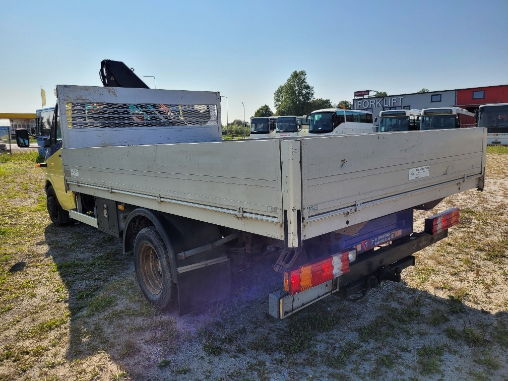 MERCEDES – BENZ SPRINTER 616CDI HIAB 027-2 Crane 10.2004 - Dostavno vozilo sa otvorenom sandukom: slika 4 MERCEDES – BENZ SPRINTER 616CDI HIAB 027-2 Crane 10.2004 - Dostavno vozilo sa otvorenom sandukom: slika 4