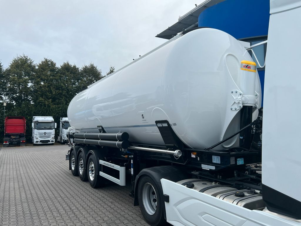 Spitzer SK 2745 CAL, KIP 45.3, NEU, MIETE/Mietkauf - Silo cisterna: slika 1 Spitzer SK 2745 CAL, KIP 45.3, NEU, MIETE/Mietkauf - Silo cisterna: slika 1