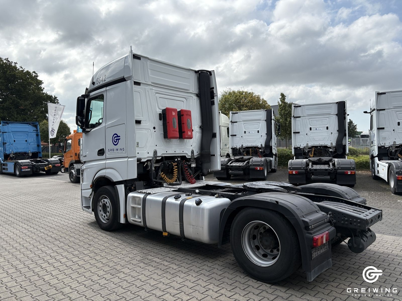 Mercedes-Benz 1845 LS 4x2, Bigspace, PTO, ADR, Retarder - Tegljač: slika 5 Mercedes-Benz 1845 LS 4x2, Bigspace, PTO, ADR, Retarder - Tegljač: slika 5