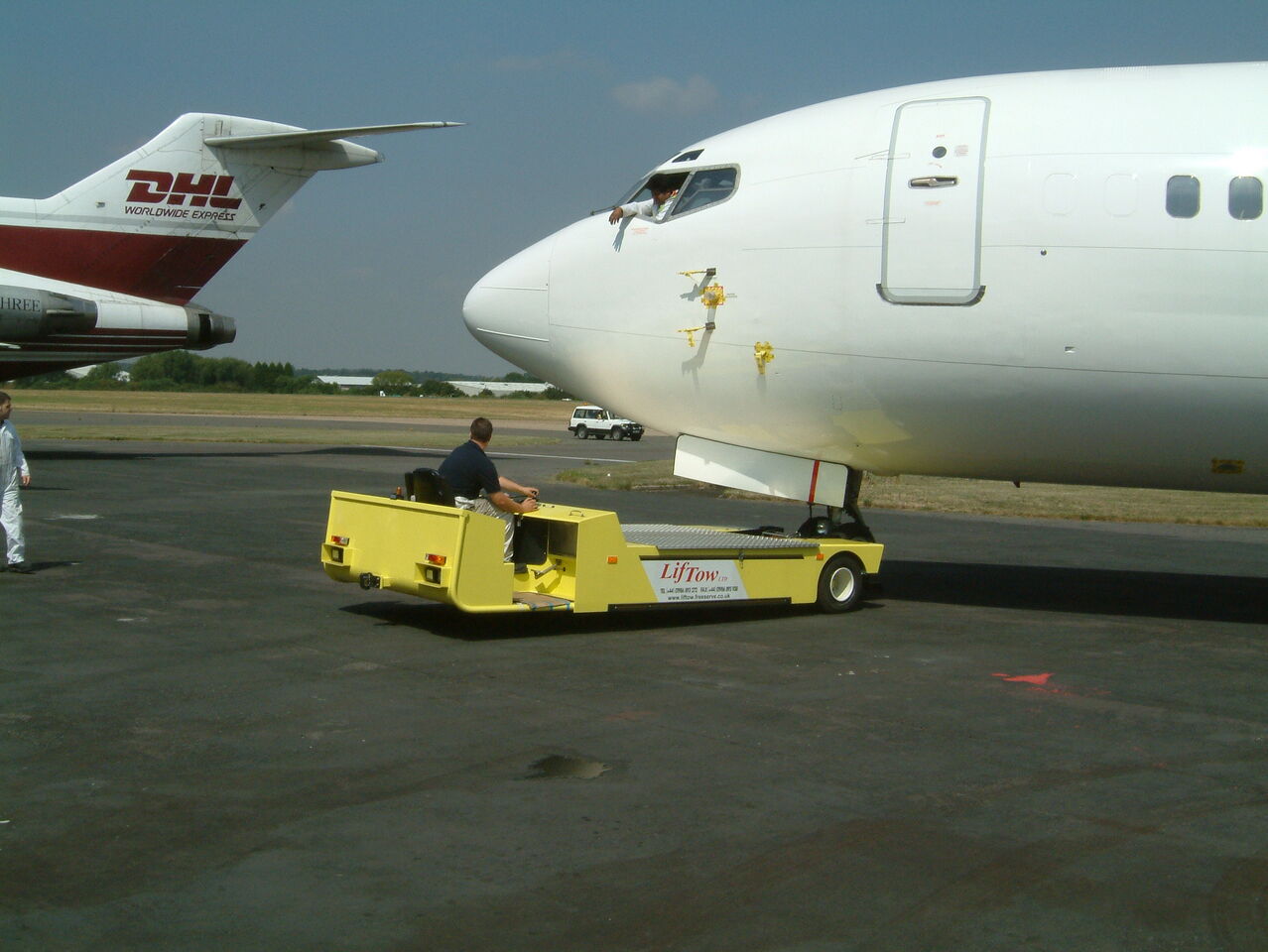 Liftow 75C - Aerodromski traktor: slika 5 Liftow 75C - Aerodromski traktor: slika 5