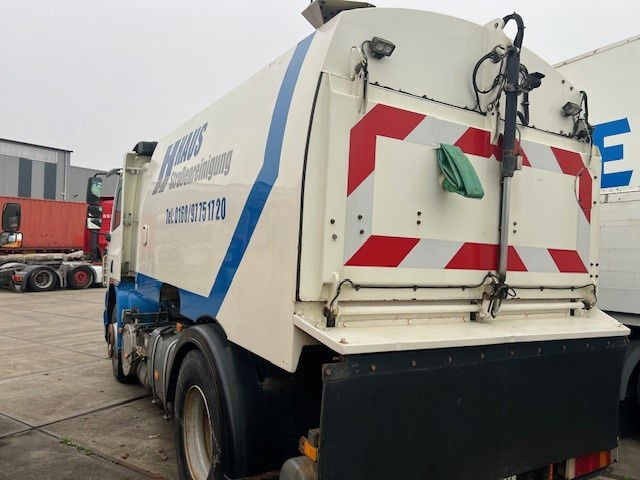 DAF 65 FA65.180 CF - Autočistilica: slika 4 DAF 65 FA65.180 CF - Autočistilica: slika 4