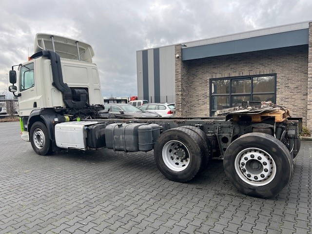 DAF CF 290 FAN Gearbox problem - Kamion sa golom šasijom i zatvorenom kabinom: slika 4 DAF CF 290 FAN Gearbox problem - Kamion sa golom šasijom i zatvorenom kabinom: slika 4