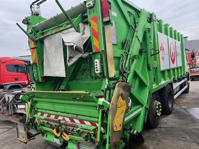 DAF CF 75.250 FAN75.250 CF 6X2 - Kamion za smeće: slika 3 DAF CF 75.250 FAN75.250 CF 6X2 - Kamion za smeće: slika 3