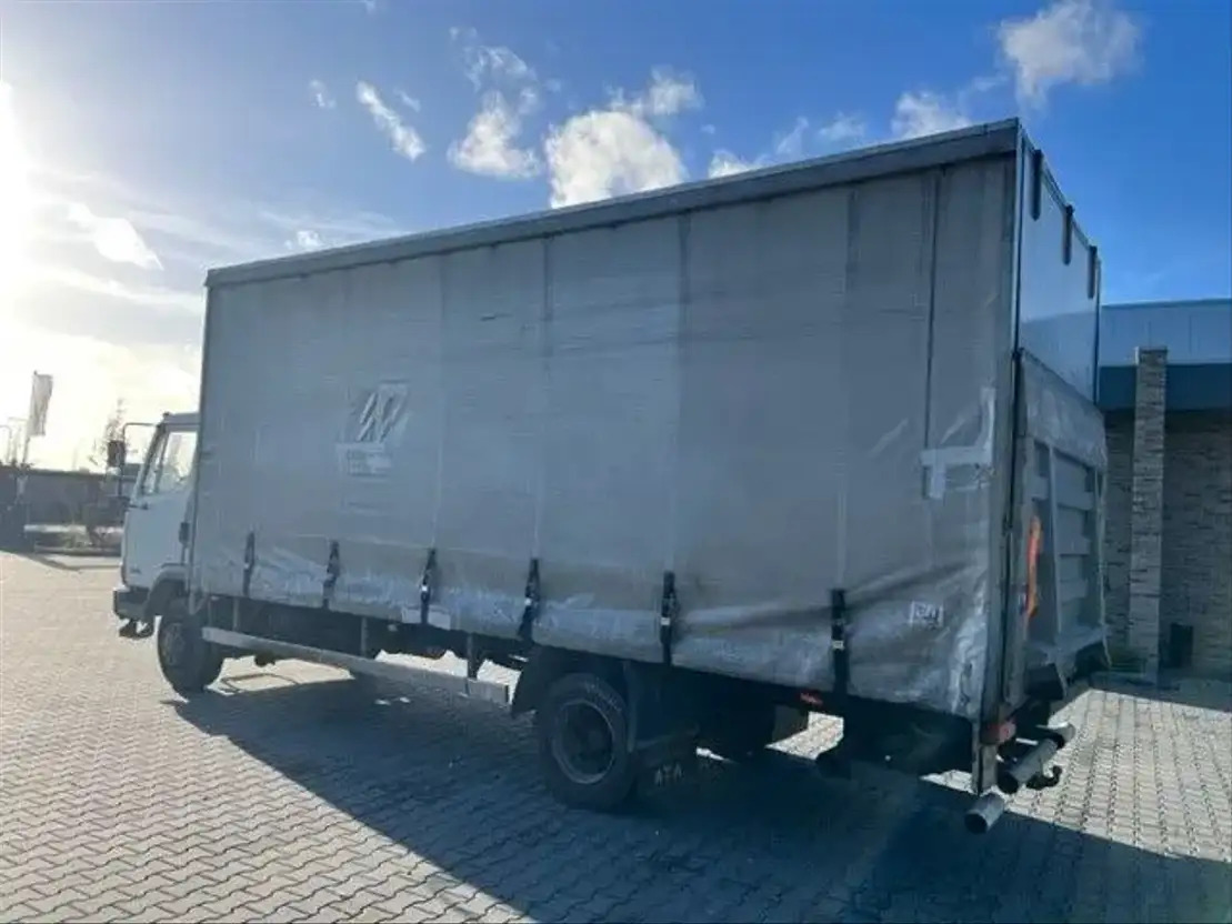 DAF LF 45.160 FA45.160 - Kamion sa ceradom: slika 4 DAF LF 45.160 FA45.160 - Kamion sa ceradom: slika 4