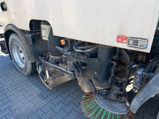 MAN 10.163 14.163 - Autočistilica: slika 3 MAN 10.163 14.163 - Autočistilica: slika 3