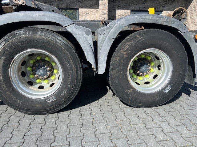 MAN TGA 26.360 TGA 26.360 6x4 Steelspring - Kamion za prevoz kontejnera/ Kamion sa promenjivim sandukom: slika 3 MAN TGA 26.360 TGA 26.360 6x4 Steelspring - Kamion za prevoz kontejnera/ Kamion sa promenjivim sandukom: slika 3