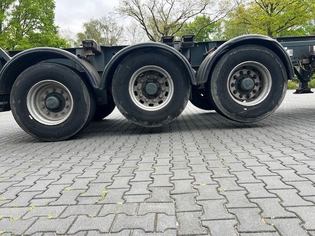 Pacton 3142 C-32 - Poluprikolica za prevoz kontejnera/ Poluprikolica sa promenjivim sandukom: slika 5 Pacton 3142 C-32 - Poluprikolica za prevoz kontejnera/ Poluprikolica sa promenjivim sandukom: slika 5