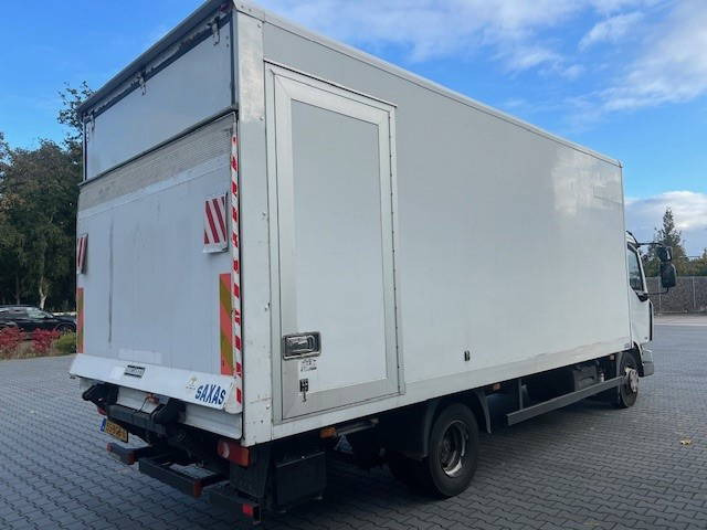 Renault Midlum 220 Midlum 220 DXI - Kamion sa zatvorenim sandukom: slika 4 Renault Midlum 220 Midlum 220 DXI - Kamion sa zatvorenim sandukom: slika 4