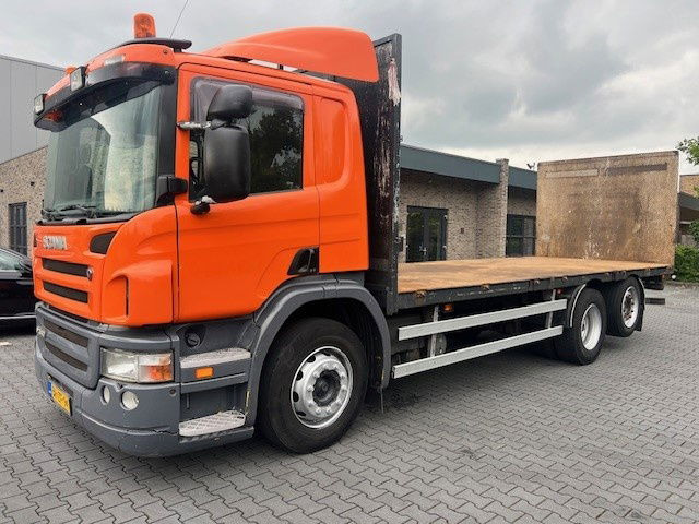 Scania P340 6x2 - Kamion sa tovarnim sandukom: slika 1 Scania P340 6x2 - Kamion sa tovarnim sandukom: slika 1