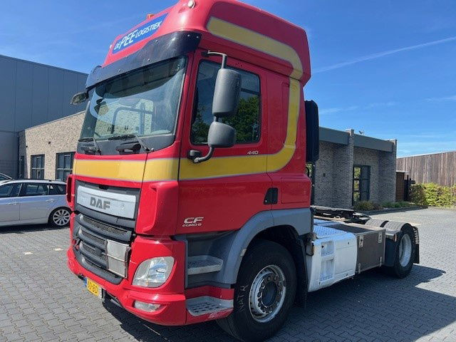DAF CF 440 FT - Tegljač: slika 2 DAF CF 440 FT - Tegljač: slika 2