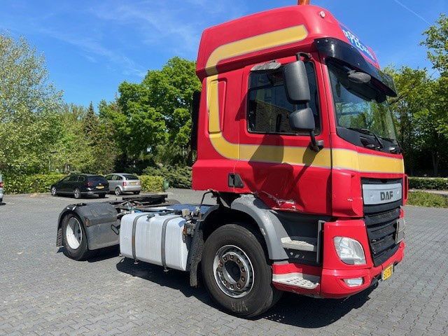 DAF CF 440 FT - Tegljač: slika 1 DAF CF 440 FT - Tegljač: slika 1