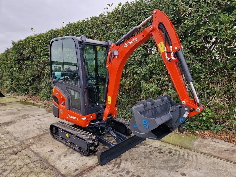 Kubota KX019-4 Hi-spec (NIEUW) - Mini bager: slika 3 Kubota KX019-4 Hi-spec (NIEUW) - Mini bager: slika 3