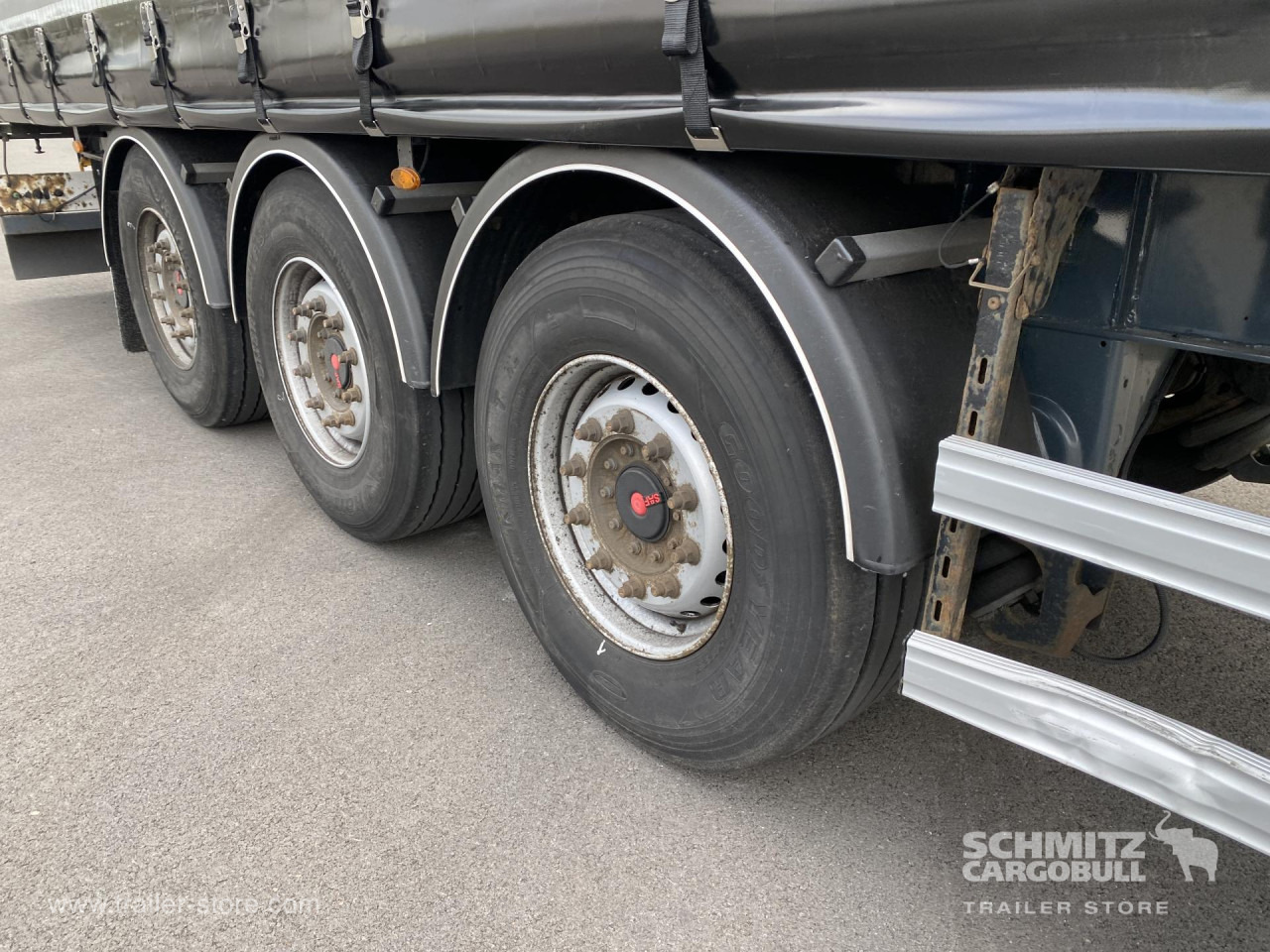 FRUEHAUF Curtainsider Standard - Poluprikolica sa ceradom: slika 4 FRUEHAUF Curtainsider Standard - Poluprikolica sa ceradom: slika 4
