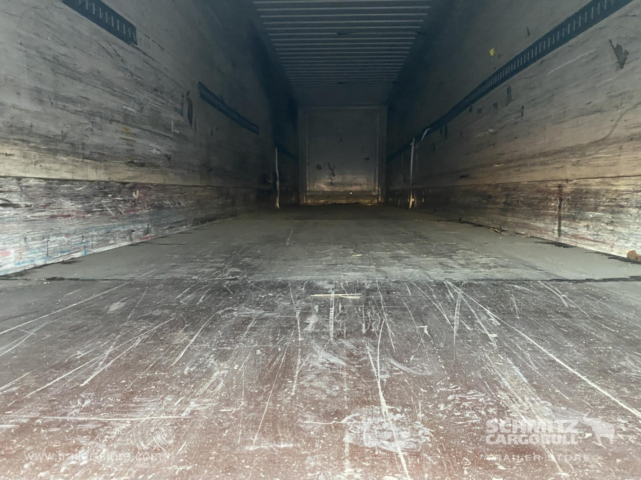 KRONE Dryfreight Standard - Poluprikolica sa zatvorenim sandukom: slika 3 KRONE Dryfreight Standard - Poluprikolica sa zatvorenim sandukom: slika 3