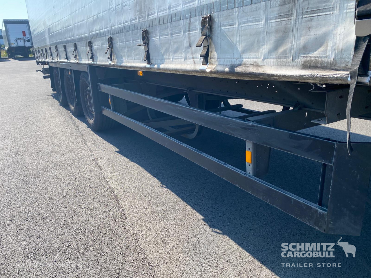 SCHMITZ Curtainsider Mega - Poluprikolica sa ceradom: slika 3 SCHMITZ Curtainsider Mega - Poluprikolica sa ceradom: slika 3