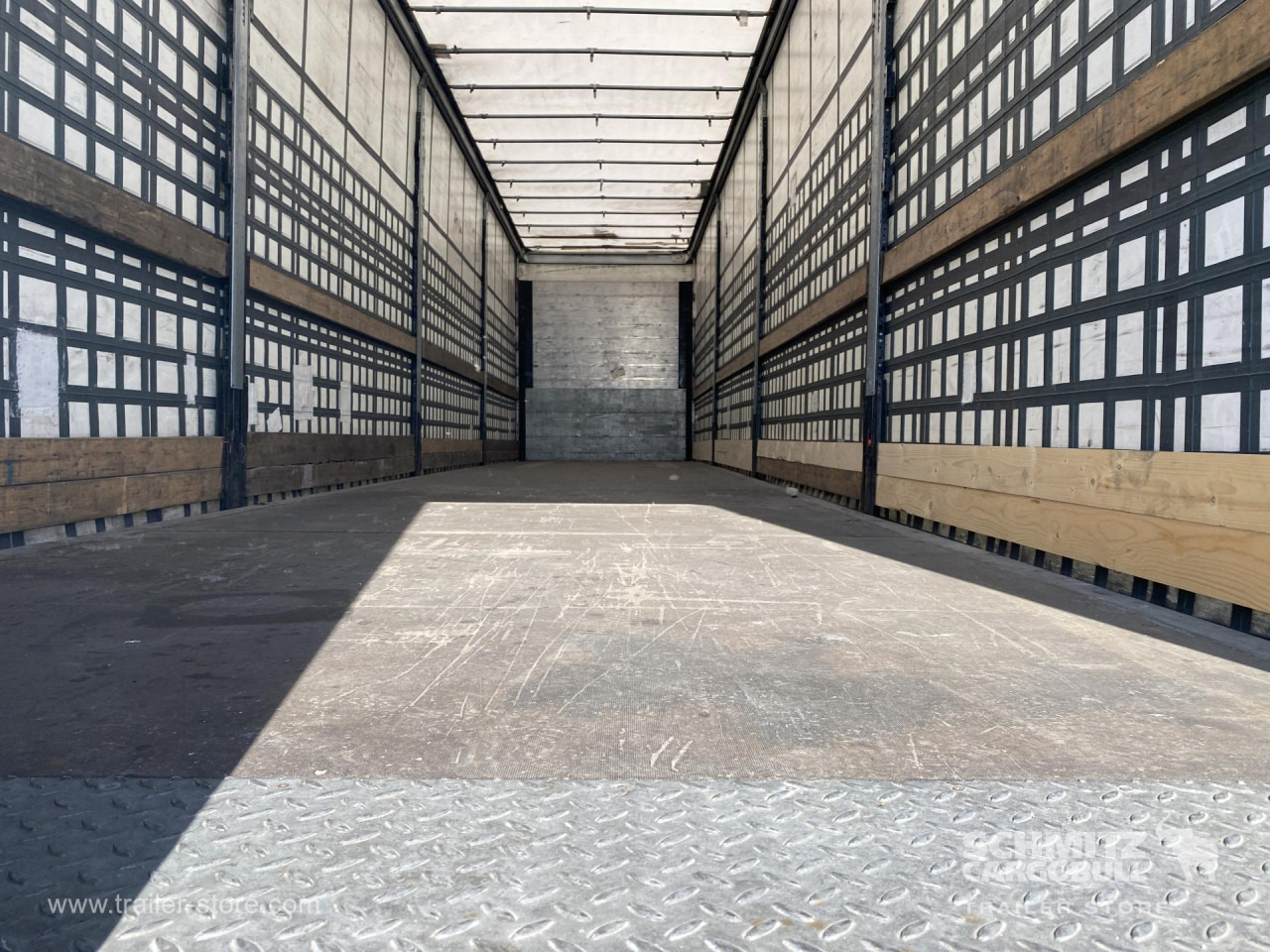 SCHMITZ Curtainsider Standard - Poluprikolica sa ceradom: slika 5 SCHMITZ Curtainsider Standard - Poluprikolica sa ceradom: slika 5
