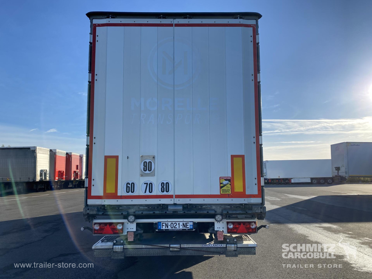 SCHMITZ Curtainsider Standard Taillift - Poluprikolica sa ceradom: slika 3 SCHMITZ Curtainsider Standard Taillift - Poluprikolica sa ceradom: slika 3