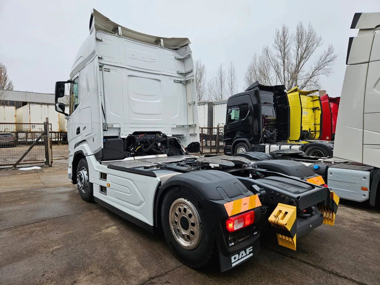 DAF XF 480 Brand NEW! Full Spoiler, Reversing Camera - Tegljač: slika 4 DAF XF 480 Brand NEW! Full Spoiler, Reversing Camera - Tegljač: slika 4