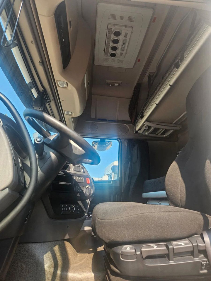 DAF XF 480 SSC-Standard-StandKlima-6 Units - Tegljač: slika 5 DAF XF 480 SSC-Standard-StandKlima-6 Units - Tegljač: slika 5