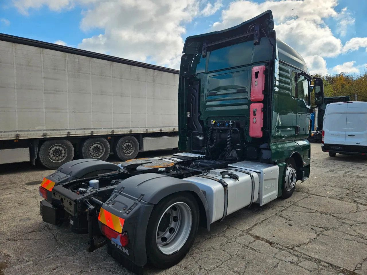 MAN TGX 18.470 XLX-Mega-Retarder-Standklima 4 units - Tegljač: slika 4 MAN TGX 18.470 XLX-Mega-Retarder-Standklima 4 units - Tegljač: slika 4