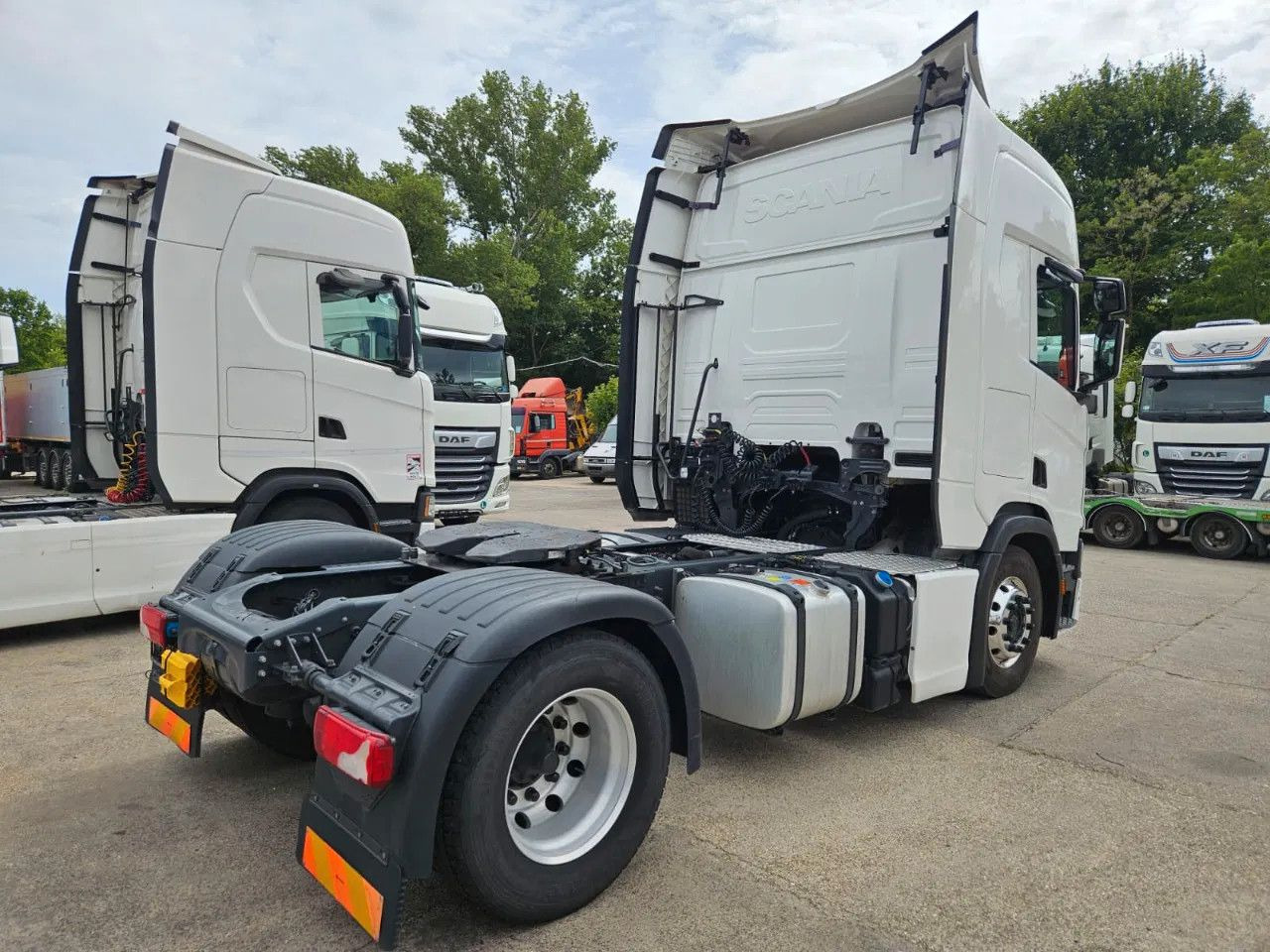 Scania R450 Alloy wheels, Stand Klima, Navi, 2 units - Tegljač: slika 4 Scania R450 Alloy wheels, Stand Klima, Navi, 2 units - Tegljač: slika 4
