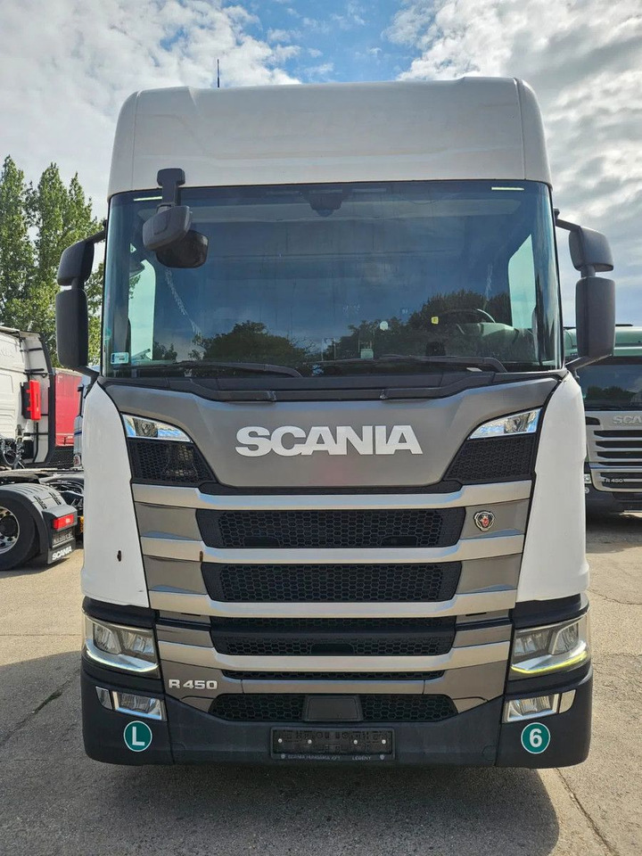 Scania R450 Standklima, 2 fridges, Big Navi, Digital Di - Tegljač: slika 5 Scania R450 Standklima, 2 fridges, Big Navi, Digital Di - Tegljač: slika 5