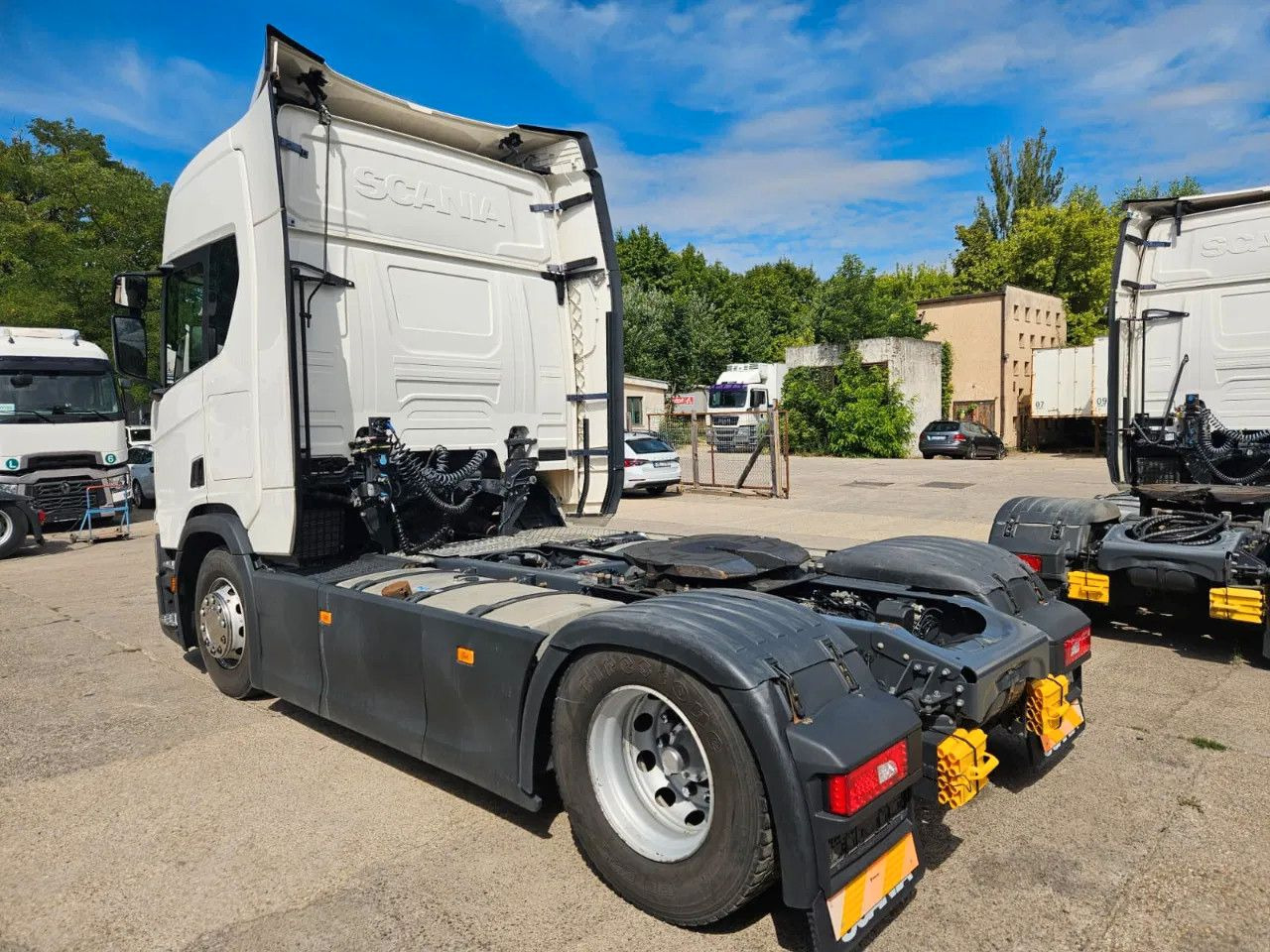 Scania R450 Standklima, 2 fridges, Big Navi, Digital Di - Tegljač: slika 4 Scania R450 Standklima, 2 fridges, Big Navi, Digital Di - Tegljač: slika 4