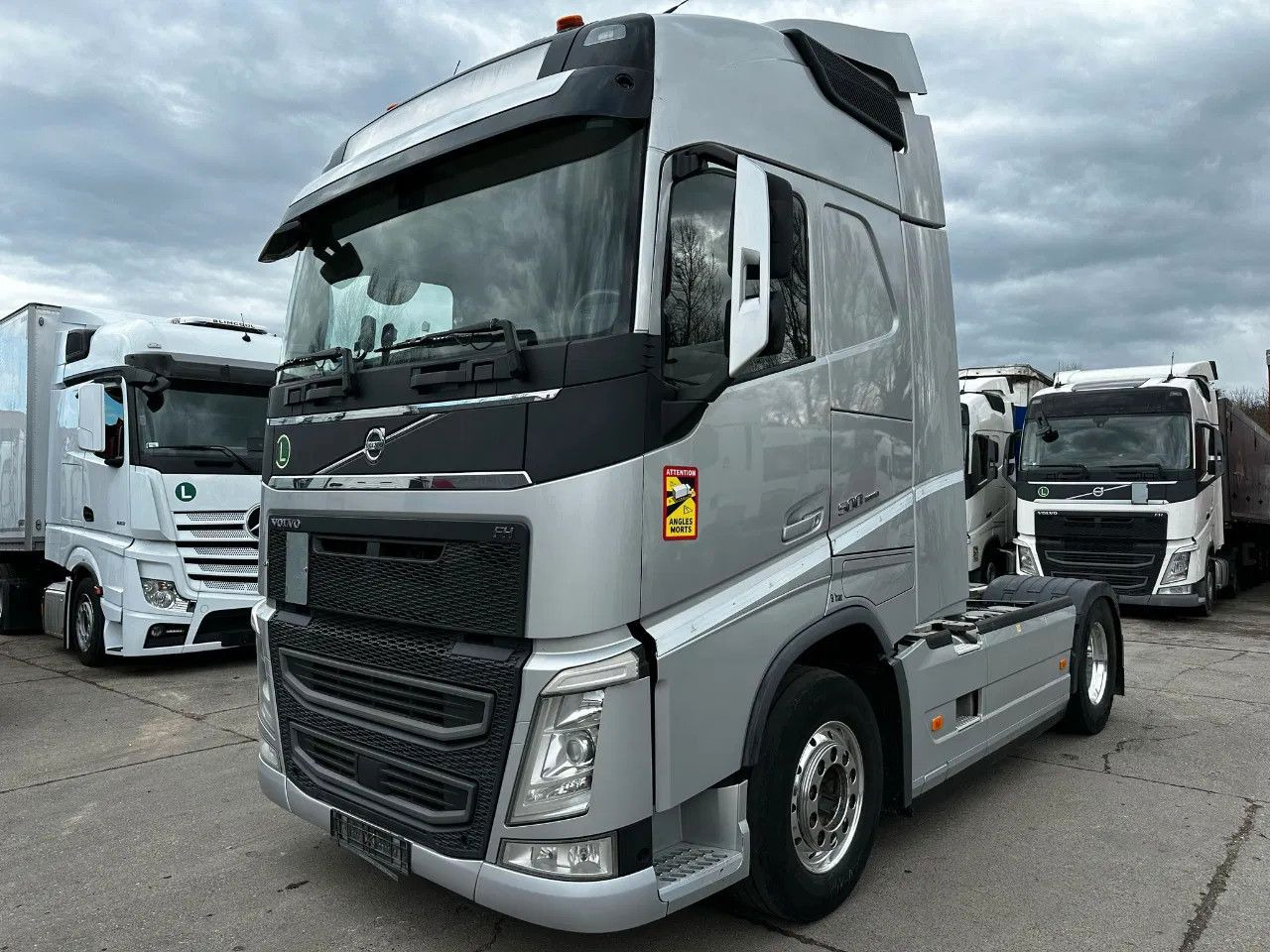 Volvo FH 500 ADR, I-Park, Alloy w. Leather seats, TV s - Tegljač: slika 1 Volvo FH 500 ADR, I-Park, Alloy w. Leather seats, TV s - Tegljač: slika 1