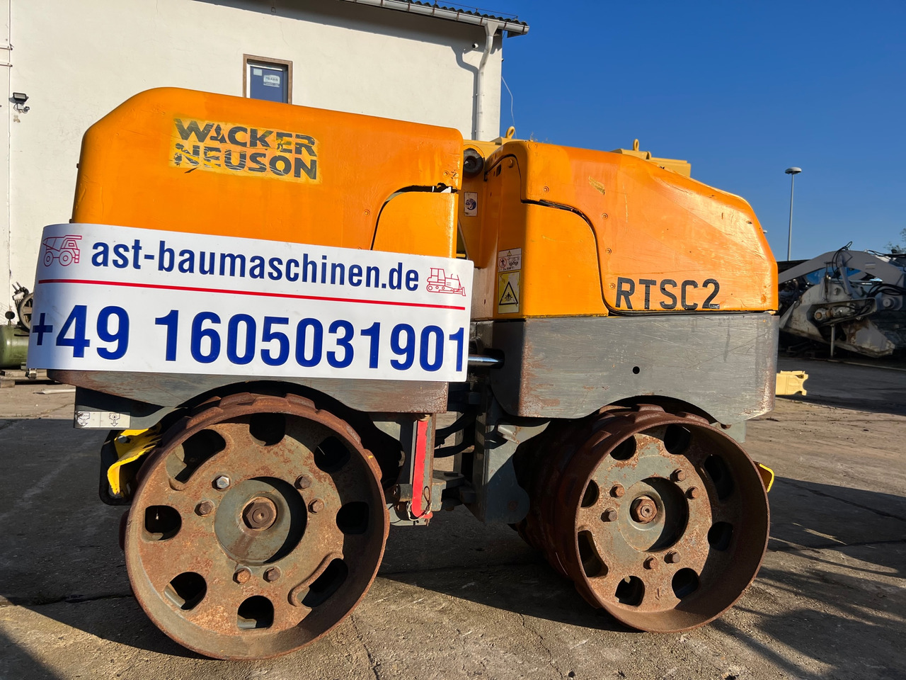 WACKER NEUSON RT82-SC 2 - Mini valjak: slika 1 WACKER NEUSON RT82-SC 2 - Mini valjak: slika 1