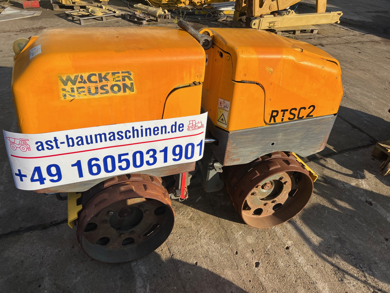 WACKER NEUSON RT82-SC 2 - Mini valjak: slika 2 WACKER NEUSON RT82-SC 2 - Mini valjak: slika 2