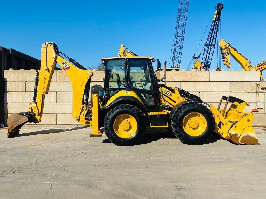 CAT 444 4x4 - Bager utovarivač: slika 2 CAT 444 4x4 - Bager utovarivač: slika 2