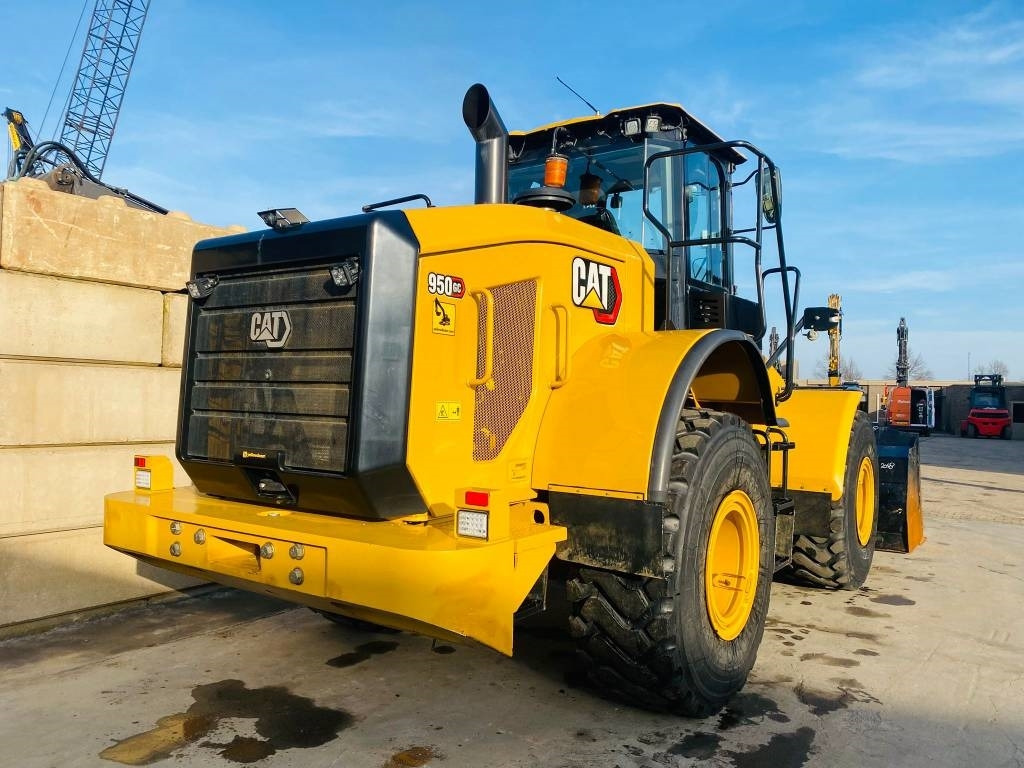 CAT 950 GC - Utovarivač točkaš: slika 3 CAT 950 GC - Utovarivač točkaš: slika 3