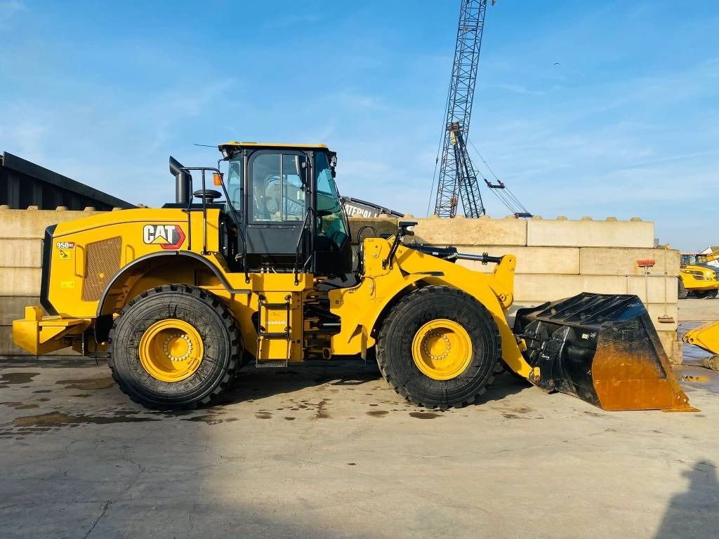 CAT 950 GC - Utovarivač točkaš: slika 2 CAT 950 GC - Utovarivač točkaš: slika 2