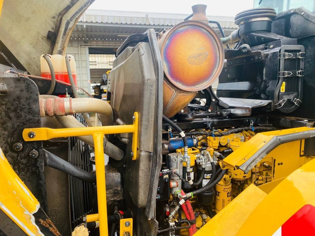 Utovarivač točkaš CAT 950 K: slika 11
