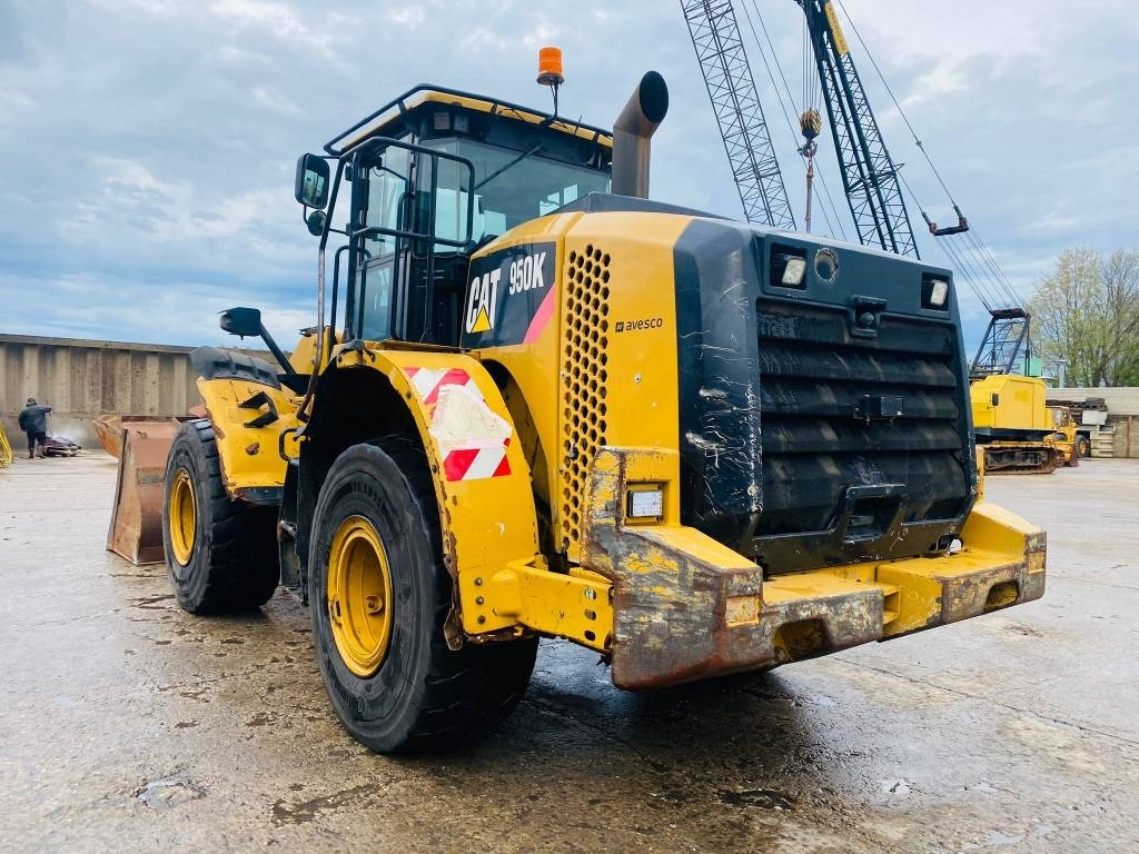 Utovarivač točkaš CAT 950 K: slika 6