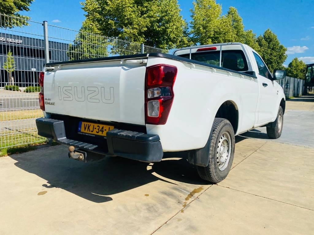 Isuzu D-Max Socage - Automobil: slika 3 Isuzu D-Max Socage - Automobil: slika 3