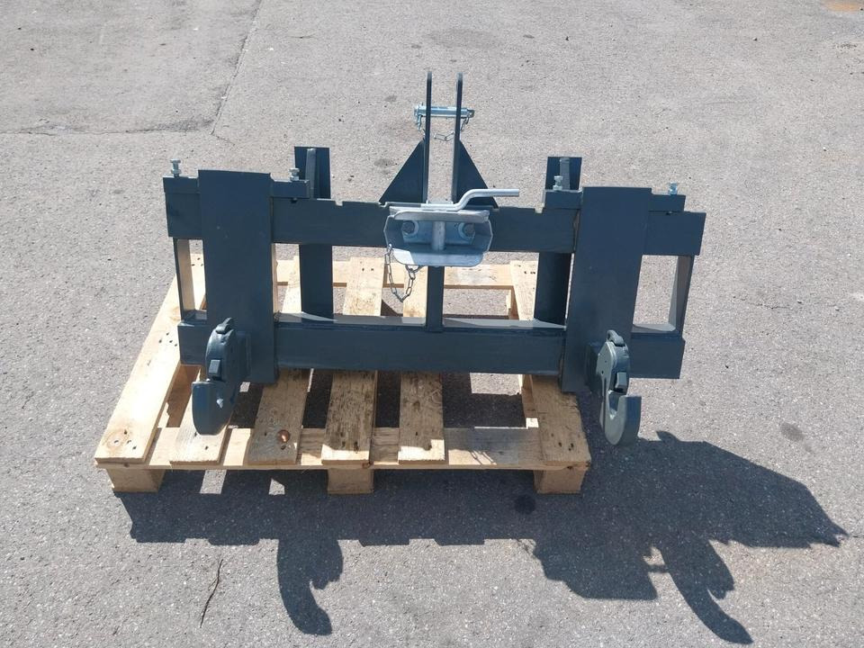 Adapter Giant Hoflader auf 3 Punkt Kat II Palettengabel Radlader - Viljuška za Utovarivač točkaš: slika 4 Adapter Giant Hoflader auf 3 Punkt Kat II Palettengabel Radlader - Viljuška za Utovarivač točkaš: slika 4