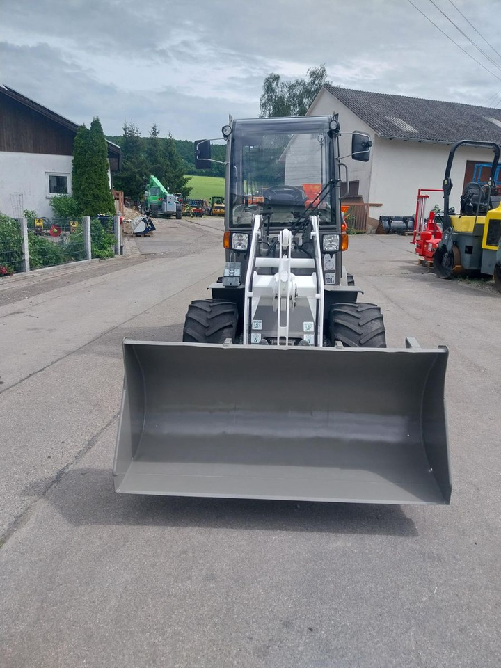 Atlas 30 - Utovarivač točkaš: slika 2 Atlas 30 - Utovarivač točkaš: slika 2