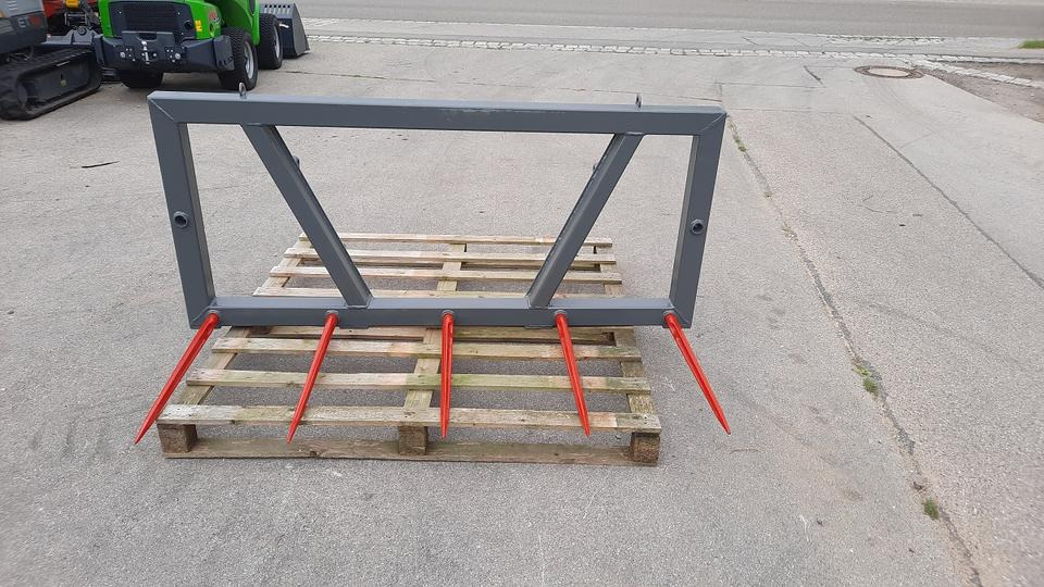 Ballenspieß Ballengabel Rundballengabel Quaderballenspieß Euro - Oprema za silose: slika 2 Ballenspieß Ballengabel Rundballengabel Quaderballenspieß Euro - Oprema za silose: slika 2